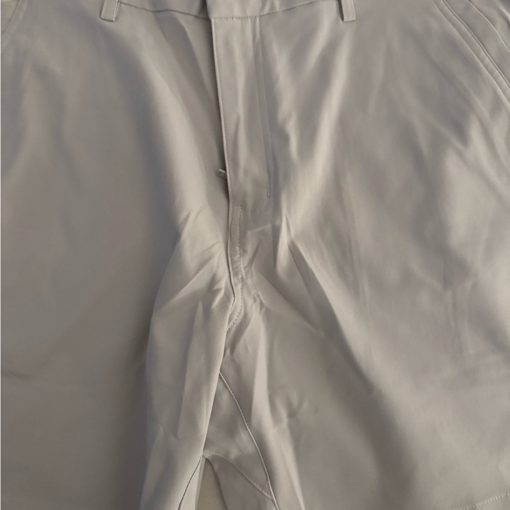 Classic Men's Light Gray Flat Front Shorts